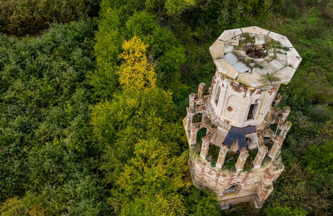 Castelul Teleki din Luna de Jos, Romania, Romania